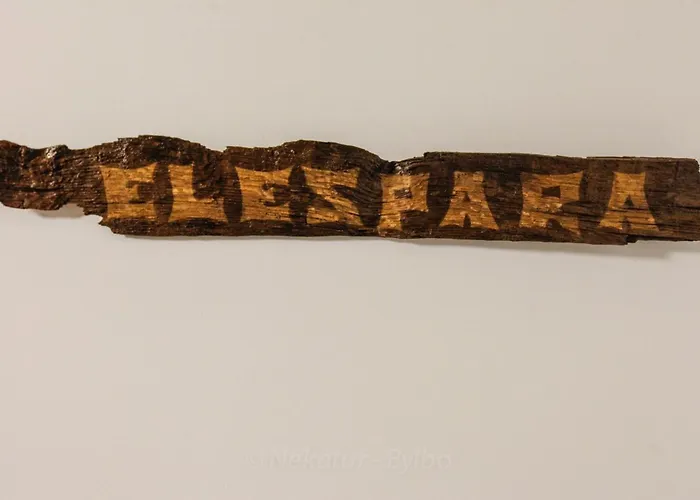 アパート Izarrate